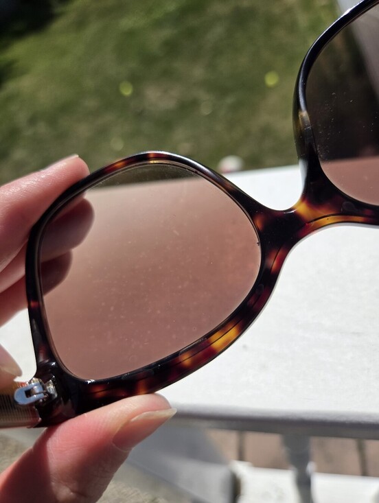 Burberry B 4270 Tortoise Sunglasses Nova Check Plaid Italy READ FLAW NO CASE